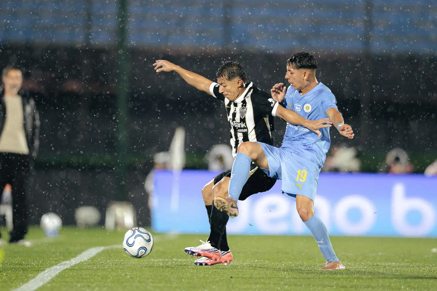 Atlético-MG perde para o City Torque, mas garante vaga na final da Sul-Americana