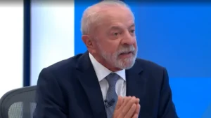 Lula defende mandato para ministros do STF e reforma no Judiciário