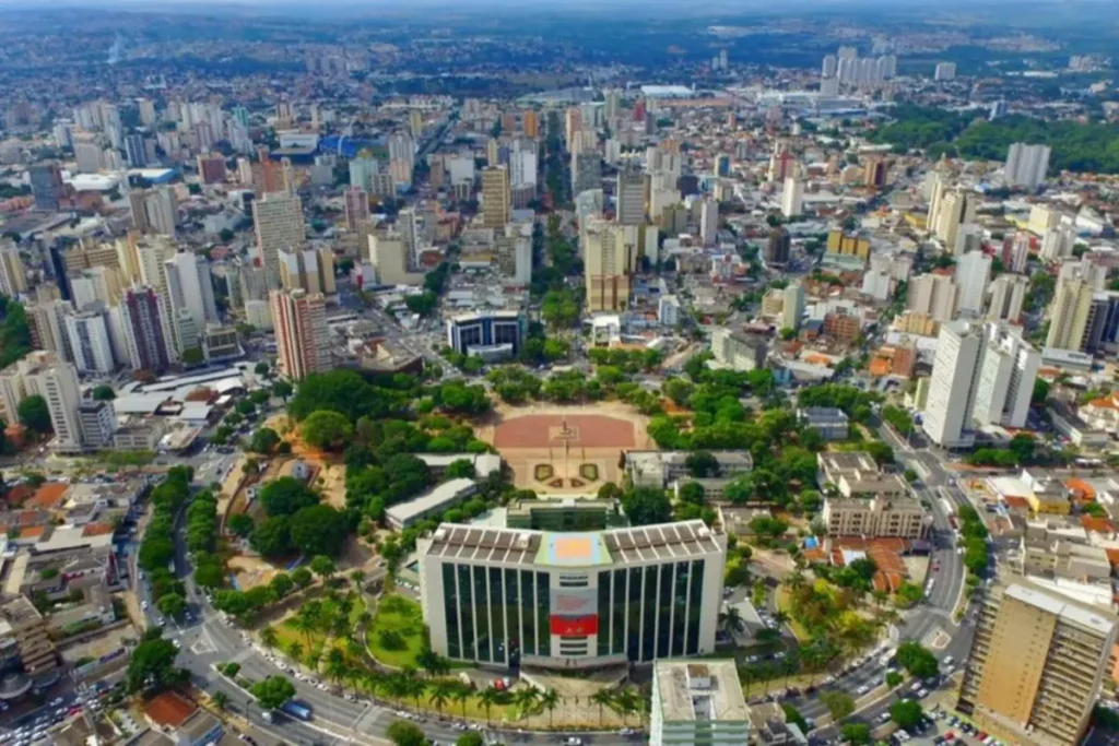 Goiânia completa 93 anos com a maior economia de Goiás