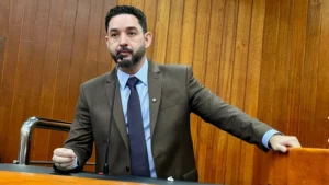 Thialu Guiotti é eleito presidente da Câmara de Goiânia por unanimidade após acordo político