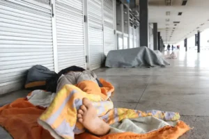Goiânia amplia rede e prepara programa para população de rua