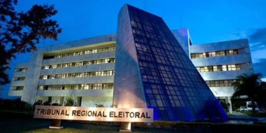 TRE-DF expede seis mandados por propaganda eleitoral irregular no início da votação