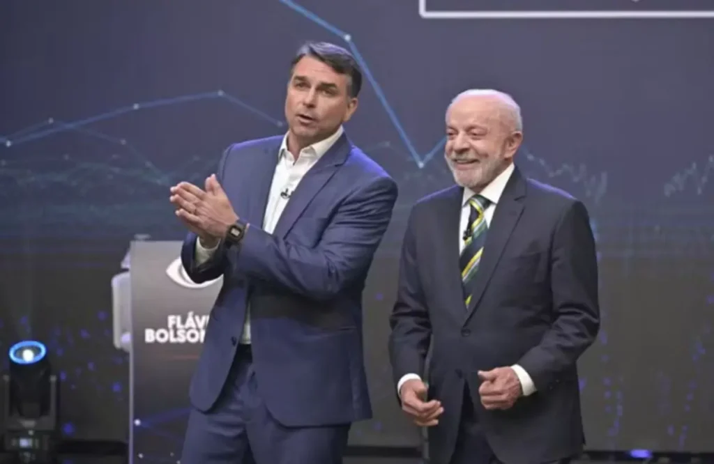 Lula e Flávio Bolsonaro confirmam presença em debate da Globo no segundo turno