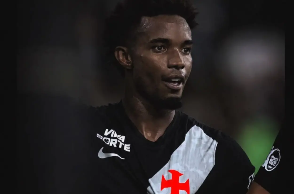 Esposa de Thiago Mendes mostra jogador abatido após eliminação do Vasco