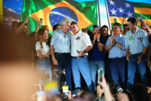 Por não ter amigos com mandato, resta a Caiado a vitória de Flávio
