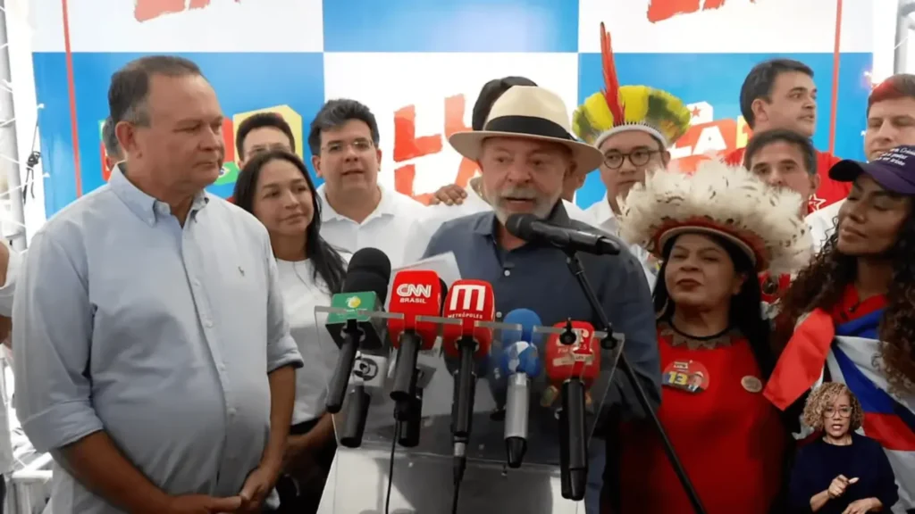 Lula enviará PEC do transporte público gratuito para o Congresso nesta quarta (21)