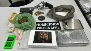 Polícia Civil prende 10 suspeitos em operação contra tráfico de drogas na Cidade de Goiás