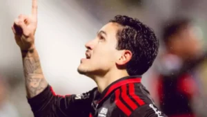 Casal pede reintegração de posse de casa comprada por Pedro, do Flamengo