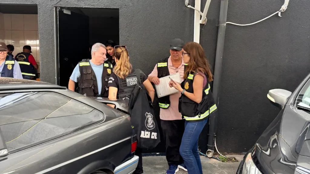Operação investiga loja de veículos suspeita de estelionato em Goiânia