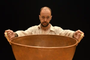 “Cobre do meu pai” será apresentado no CCUFG, em Goiânia, e em Luziânia