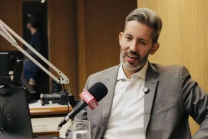 Leandro Grass faz caminhada no Varjão e se reúne com lideranças políticas no DF