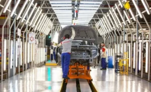 Indústria de Goiás acumula alta de 2% em 2026 e supera o desempenho nacional