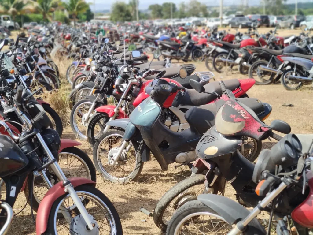 Detran-GO vai leiloar mais de 2 mil veículos, entre carros e motos em novembro