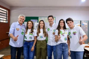 Daniel Vilela vota em Goiânia ao lado de Caiado e Gracinha