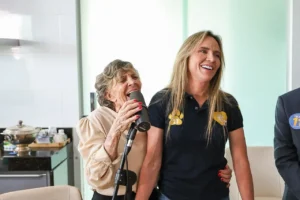 Em café com apoiadores, Celina reforça combate à desinformação no 2º turno no DF