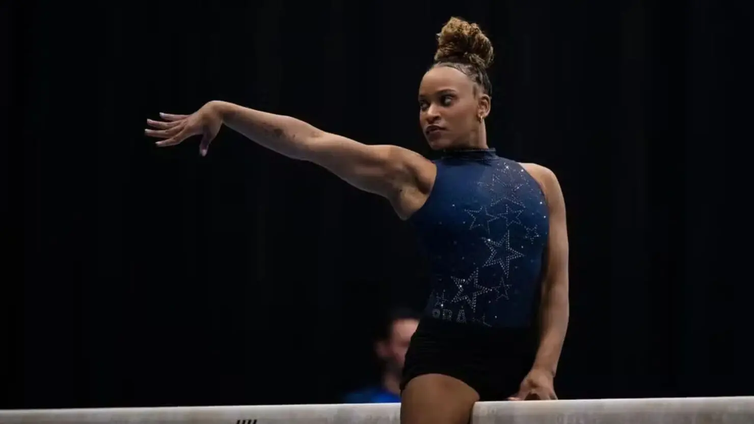 Mundial de Ginástica: veja horário e onde assistir à classificatória feminina nesta segunda-feira (19)
