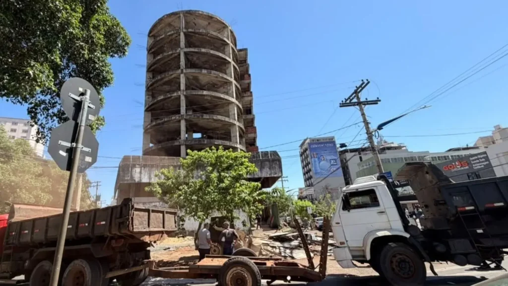 Após décadas de abandono, prédio redondo do Centro de Goiânia tem destino anunciado