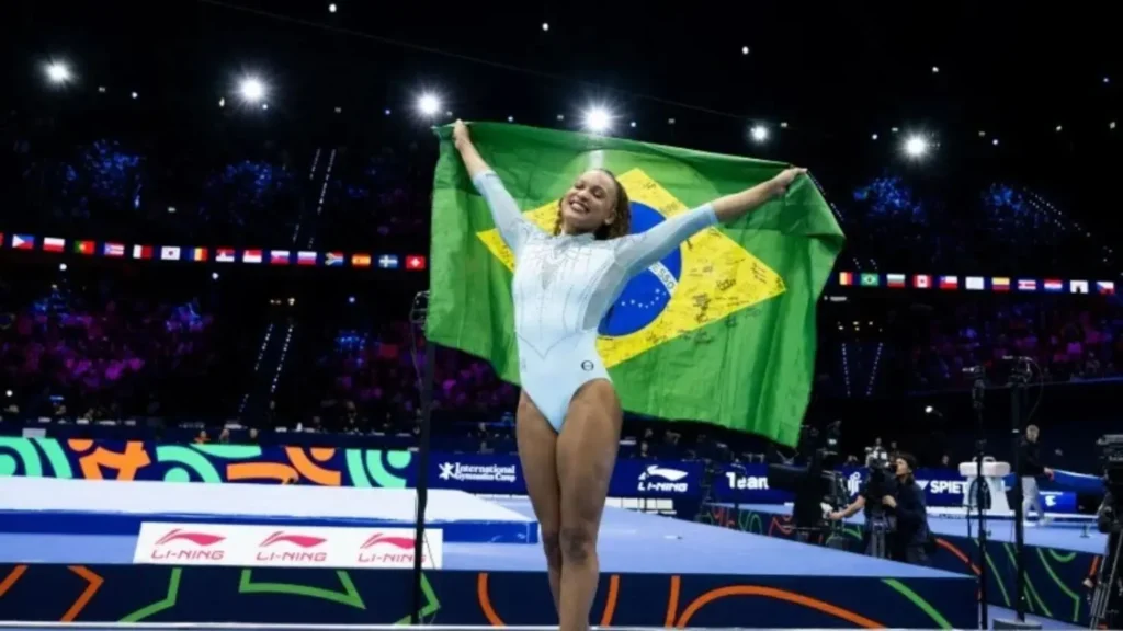 Rebeca Andrade conquista ouro no salto no Mundial de Ginástica