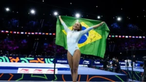 Rebeca Andrade conquista ouro no salto no Mundial de Ginástica
