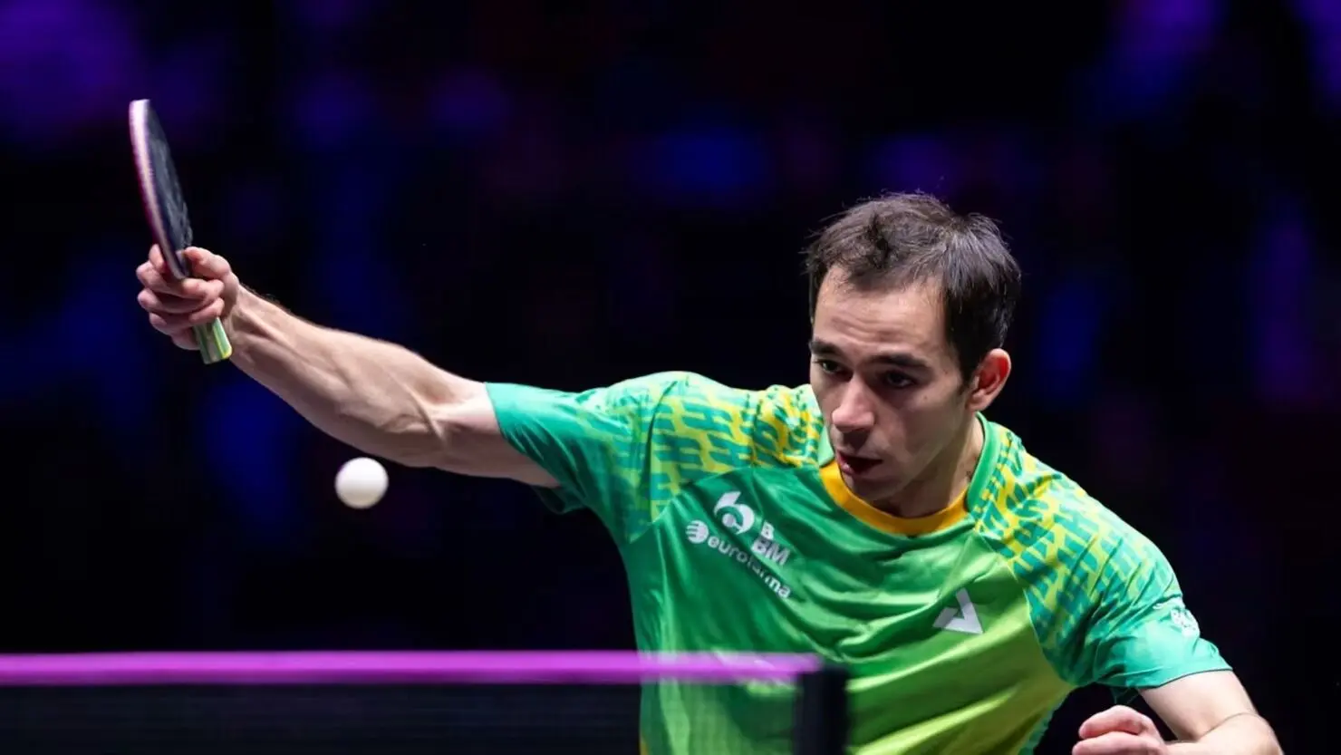 Hugo Calderano vence na estreia e avança às oitavas do WTT de Montpellier; Bruna Takahashi perde