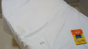Clínica de estética clandestina é fechada com medicamentos vencidos em Goiânia