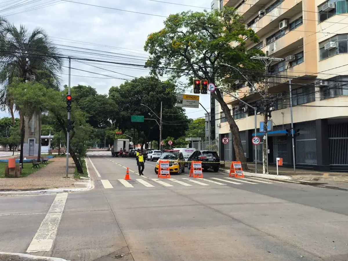 Eleições alteram trânsito no Centro e Setor Bueno em Goiânia