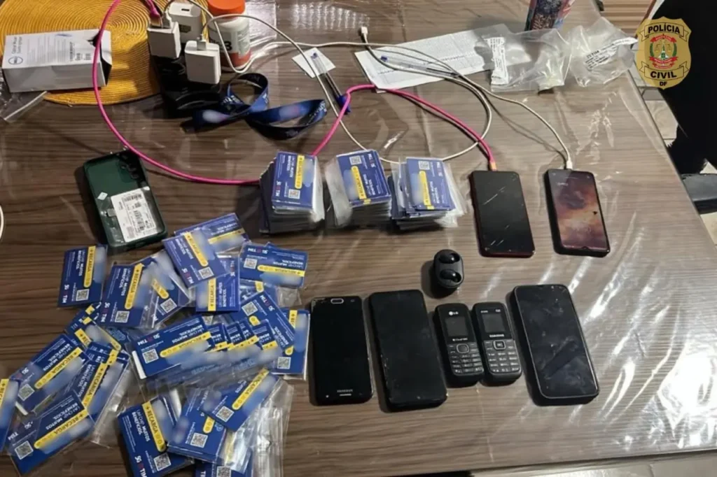 PCDF prende cinco suspeitos de aplicar golpe do falso parente pelo WhatsApp no DF e GO