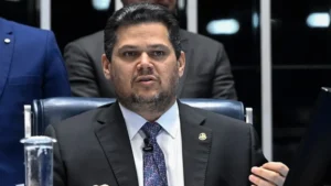 Alcolumbre adia votação e PEC da Segurança Pública fica para depois do 2º turno